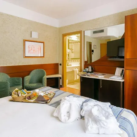 Mirage Sure Collection By Western 4* Milán