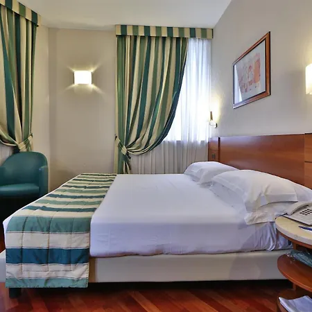 Hotel Mirage Sure Collection By Western Milán