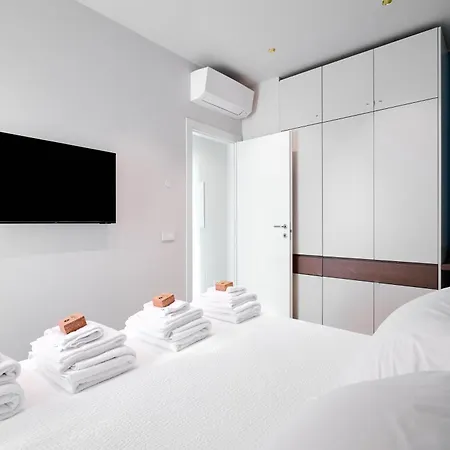 Donatello11 Apartment *