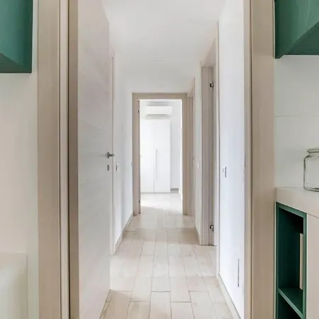 Brand New 3 Bedrooms In Navigli Area ミラノ