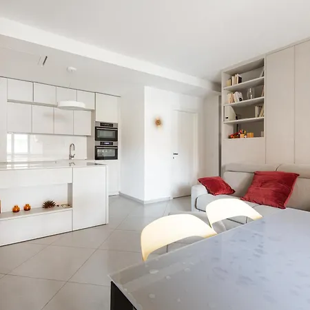Guesthost - Gorla M1 & Martesana Terrace Mailand