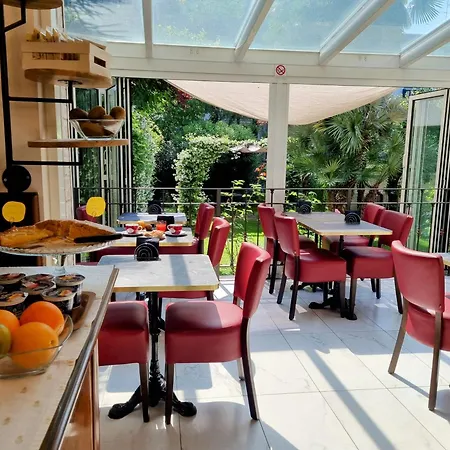 Hotel Hotel Charly 3*