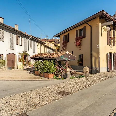 Apartment - Alzaia Naviglio Grande *