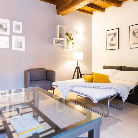 Apartment - Alzaia Naviglio Grande Milan
