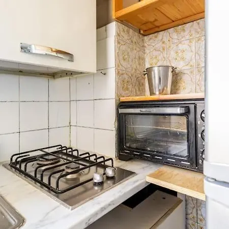 Apartment 5 Minuti Dai Navigli - Wifi Gratis - Monolocale Ben Servito *