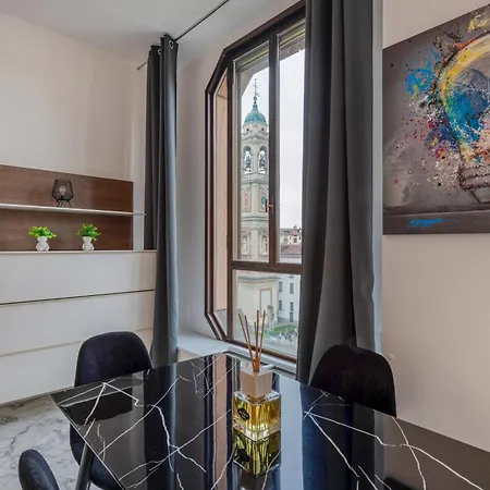 Apartamento Royal - Duomo Santo Stefano Milán
