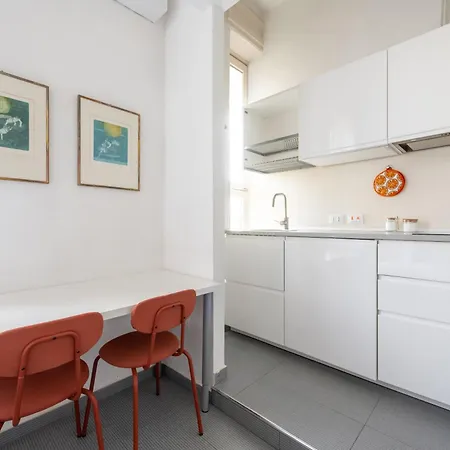 Tiny House In Sant' Ambrogio * Milan