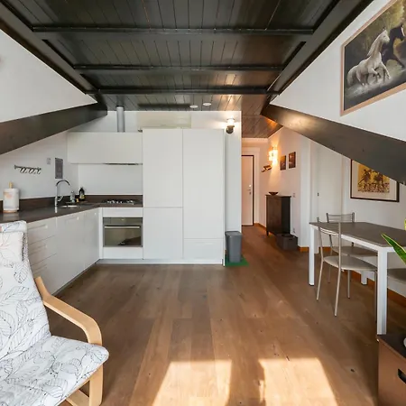 Xenia - Penthouse In Porta Venezia 公寓 *