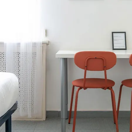 Tiny House In Sant' Ambrogio Apartment Milan