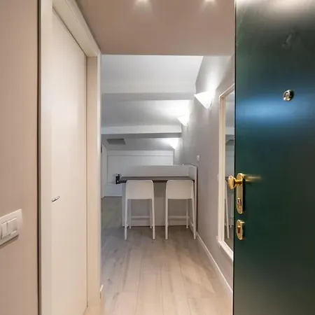 Intrho Flat Porta Romana 아파트 밀라노