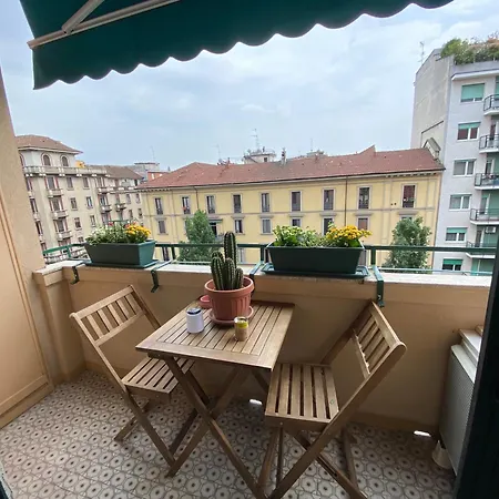 Apartament Daniela's Spazioso Ai Navigli Mediolan