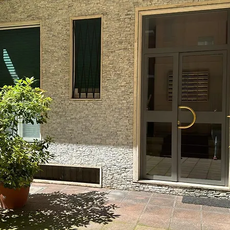 Apartment Casa Di Meg A Vicino Ai Navigli Milan