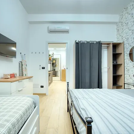 Italianflat - Subway Guest house *