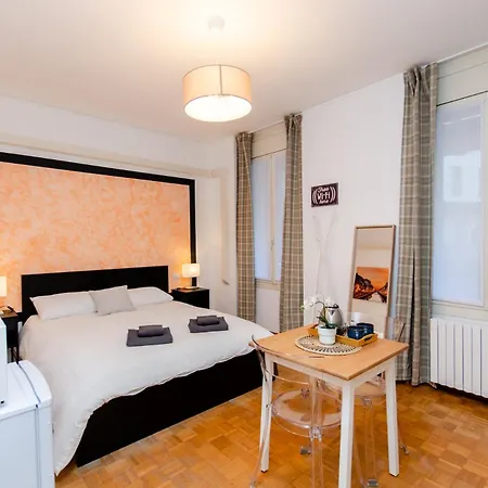 Orange Homestay Milan