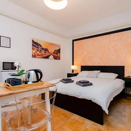 Homestay Orange Milan