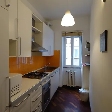 Trilocale Zona Corso Sempione Vicino Metro Mm5 - Losanna