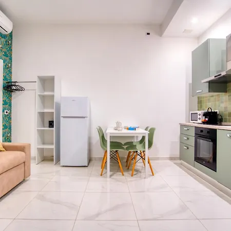 Italianflat - Subway Guest house