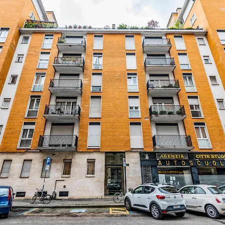 Brand New 2pax Wifi - Via Denti Milan