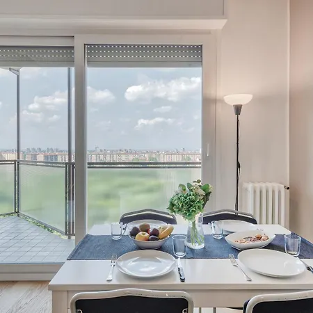 Omodeo, 19 - Ampio E Panoramico Apartamento