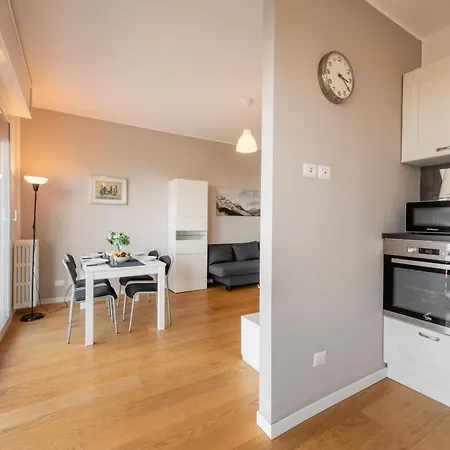 Omodeo, 19 - Ampio E Panoramico Milão