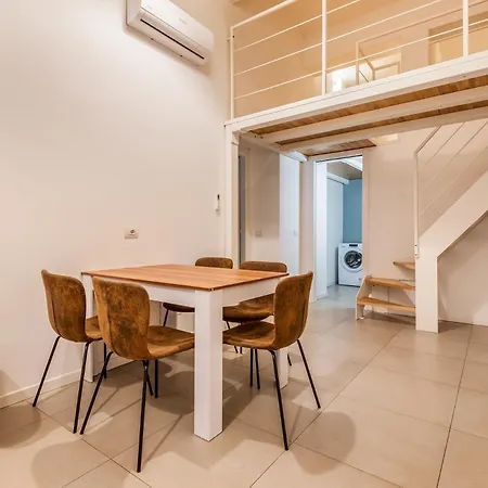 Brand New 5 Pax Wifi Corso Sempione 아파트