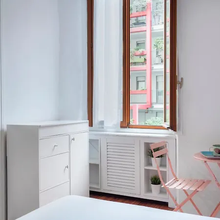 Appartamento New! Lovely & Friendly In Center D Milano