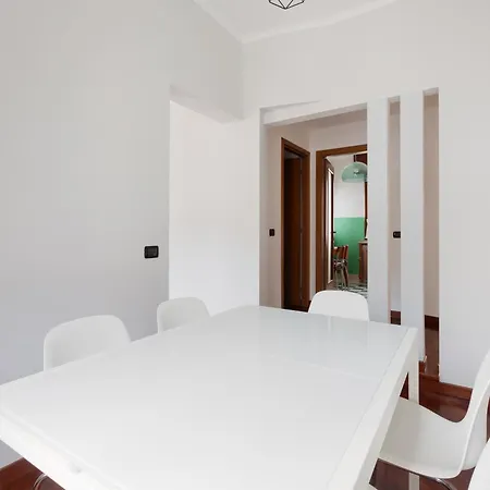 Sondrio M3 - Spacious With Balcony! *