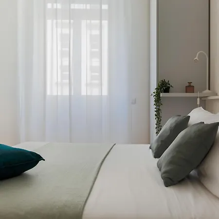 Lägenhet The Rent - Modern One Bedroom In San Babila Milano