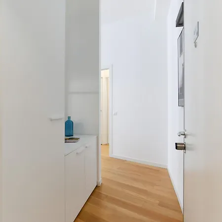 The Rent - Modern One Bedroom In San Babila Lägenhet *