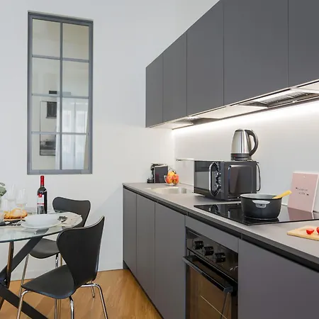 The Rent - Modern One Bedroom In San Babila Milano