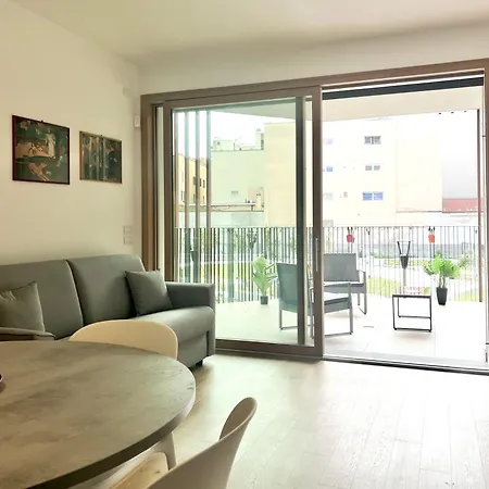 Apartment Comecasa Modern Terraced & Palestra Milan