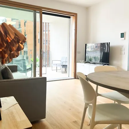 Comecasa Modern Terraced & Palestra Apartment