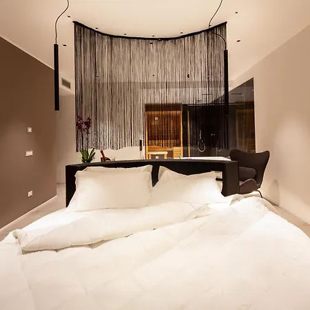 The Corner Duomo 4* Milán