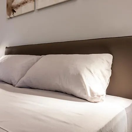 Lägenhet Elegant Design Apartmentduomo-naviglia/c E Wi-fi Milano