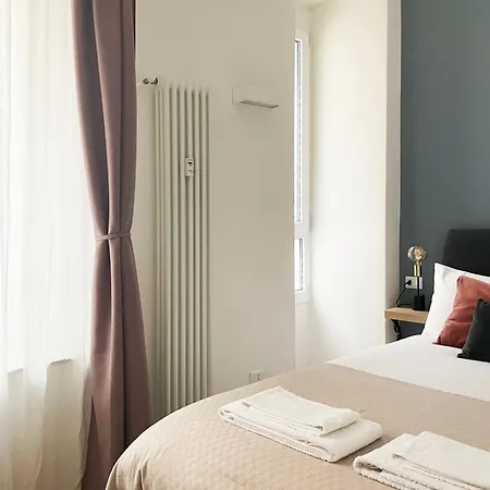 Cozy And Quiet In Isola District Milano