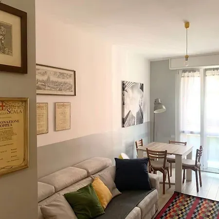 Appartement Art&design Close To Bocconi Milaan