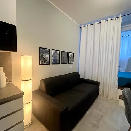 度假居 Residenza Elegante - A 5 Fermate Dal Duomo *