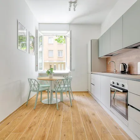 Joivy Delightful 1-bed Flat Near Navigli Canals شقة