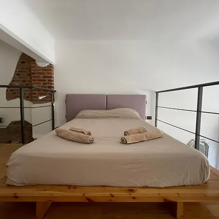 Urban Loft - Navigli Daire