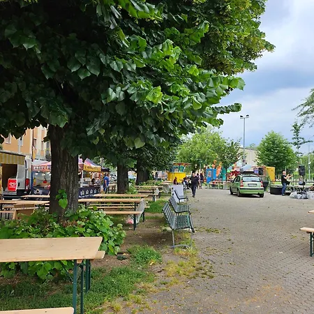 Charlotte Bb House ميلان