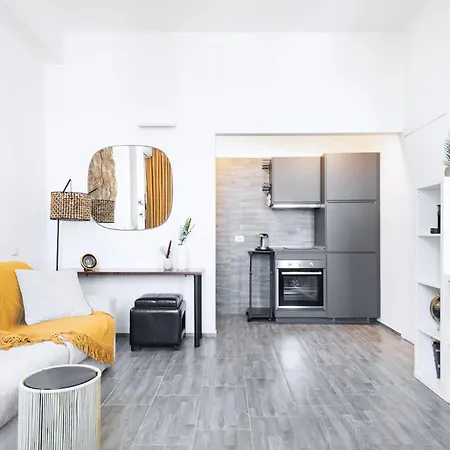 Easylife - Moderno E Luminoso In Repubblica