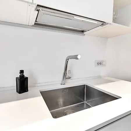 Apartment Isola Zara 23 - Affitti Brevi Italia *