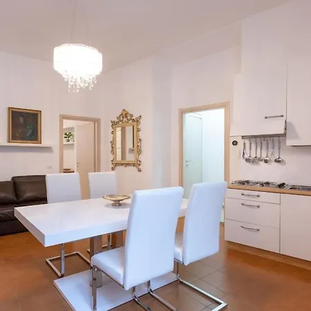 De Angeli Charm Apartment *