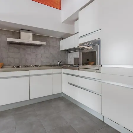 Homeby, Maisonette Lodovica