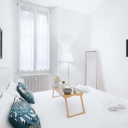 Easylife - Elegante In Porta Venezia Milan
