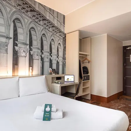 Hotel Sant'ambrogio 3*