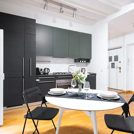 Easylife - - Monti 32 - Castello Sforzesco Apartamento *