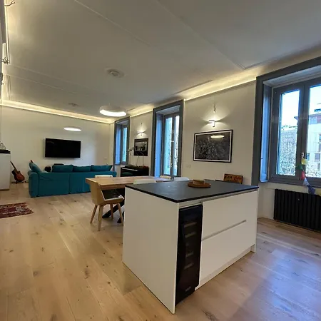 Guest house In Stunning Open Space *