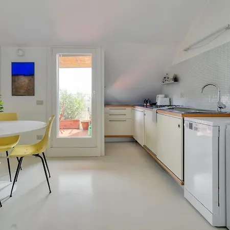 Navigli's Rooftop ميلان