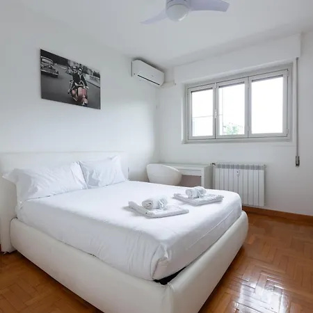 Daire San Siro Large Flat *